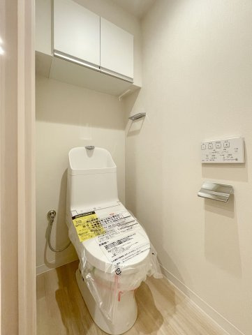 サンクタス宮崎台の設備|フローリング／ドア