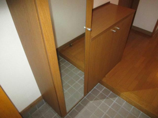 【玄関】 | サンクレスト大洲