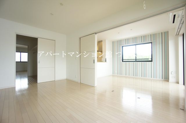 アムール二の宮の寝室|反転です