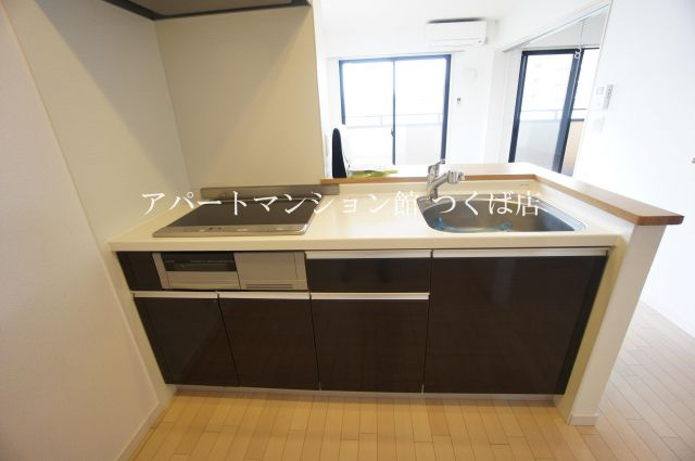 アムール二の宮のキッチン|反転です