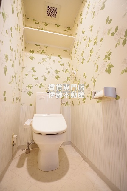 シャトレのトイレ