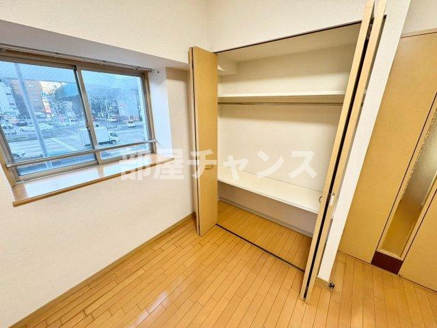 プレサンス名古屋城前の収納