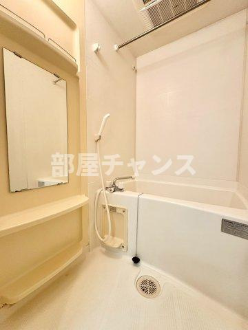 プレサンス名古屋城前の浴室