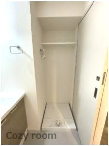 【設備】 | WORVE吹田江坂 | 室内洗濯機置き場です。