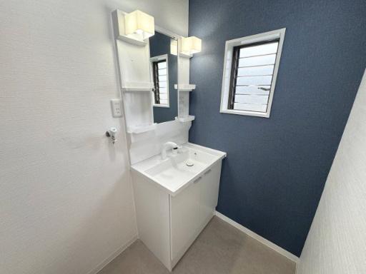 【独立洗面台】