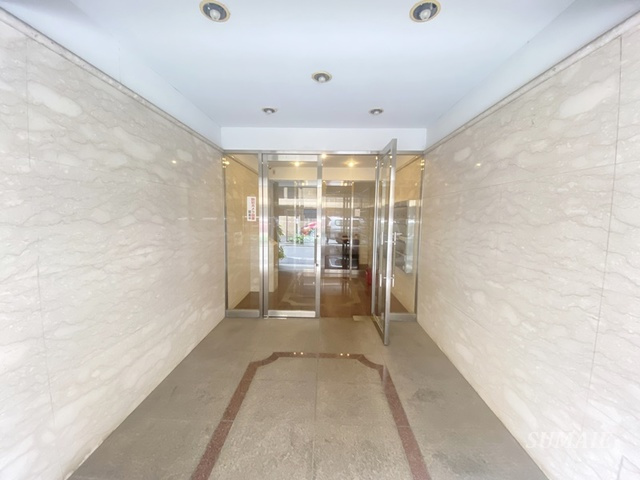 アビテ王子のエントランス|エントランスです☆