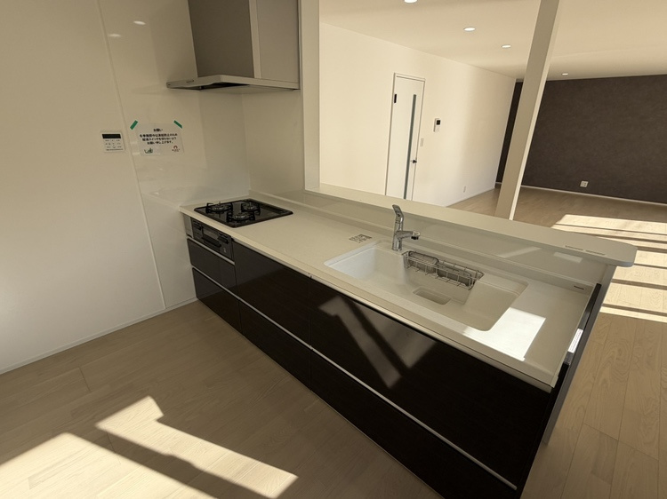 辰野町伊那富　中古住宅のキッチン