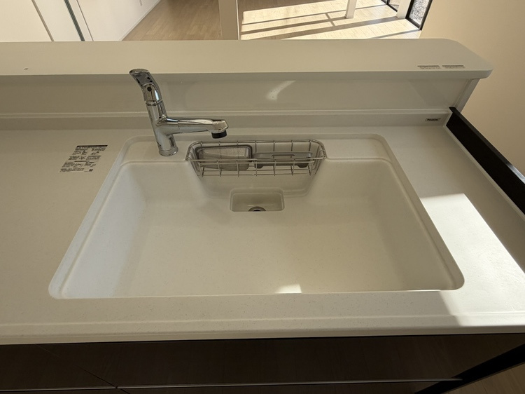 辰野町伊那富　中古住宅のキッチン