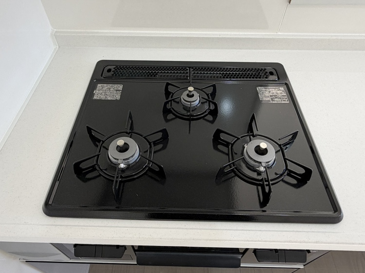 辰野町伊那富　中古住宅のキッチン