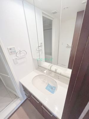 【洗面所】 | ロワール浅草花川戸 | 洗面台