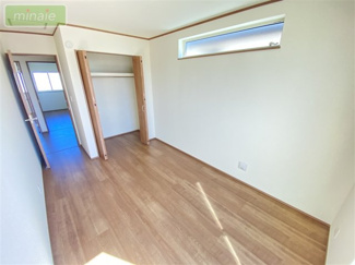 【洋室】 | ファミリークローク　リビングイン階段　夏見3　限定1棟 | 施工例