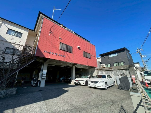 パークサイドスクエア