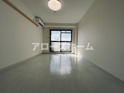 【居間・リビング】 | ウエストハイライズ（UB）