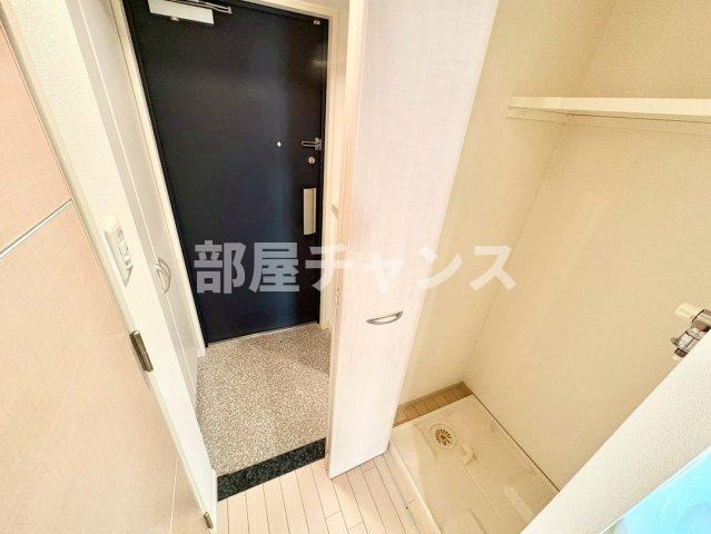 プレサンス名古屋駅前グランヴィルの玄関