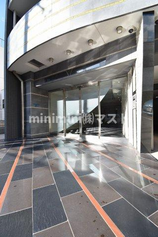 セレニテ北久宝寺のエントランス