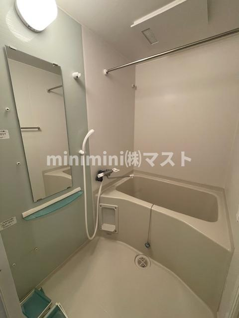 セレニテ北久宝寺の浴室