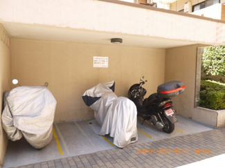 【その他共用部分】 | バイク置場もあります。