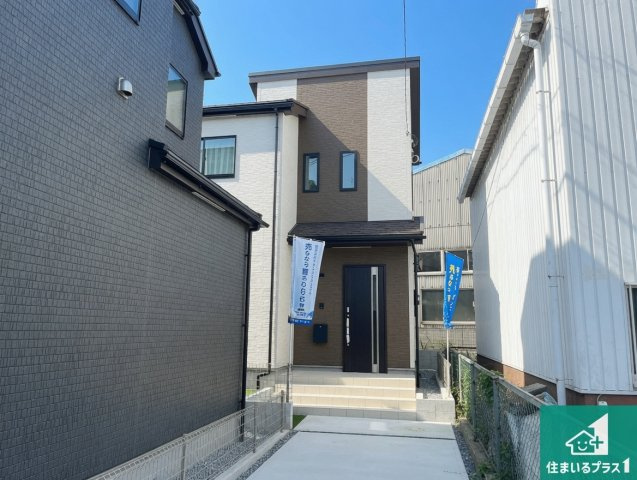 明石市魚住町西岡　新築一戸建ての外観|お客様に長く安心して住んでいだだける事にこだわった家づくり！住んでからのアフターサービスにもしっかりと取り組んでいます！