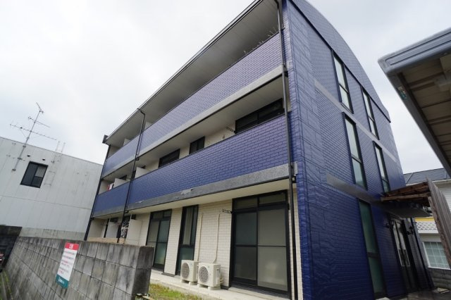 奈良市宝来１丁目のアパート