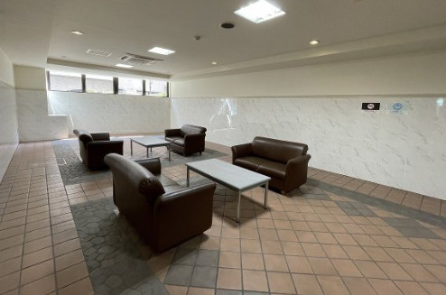 グランシティラピュタタワーのロビー