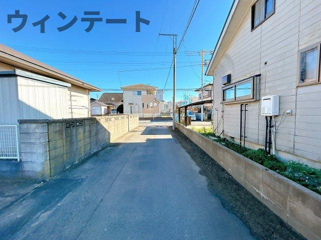 鹿嶋市宮中　中古戸建の前面道路含む現地写真|【リフォーム中12/18更新】別アングル