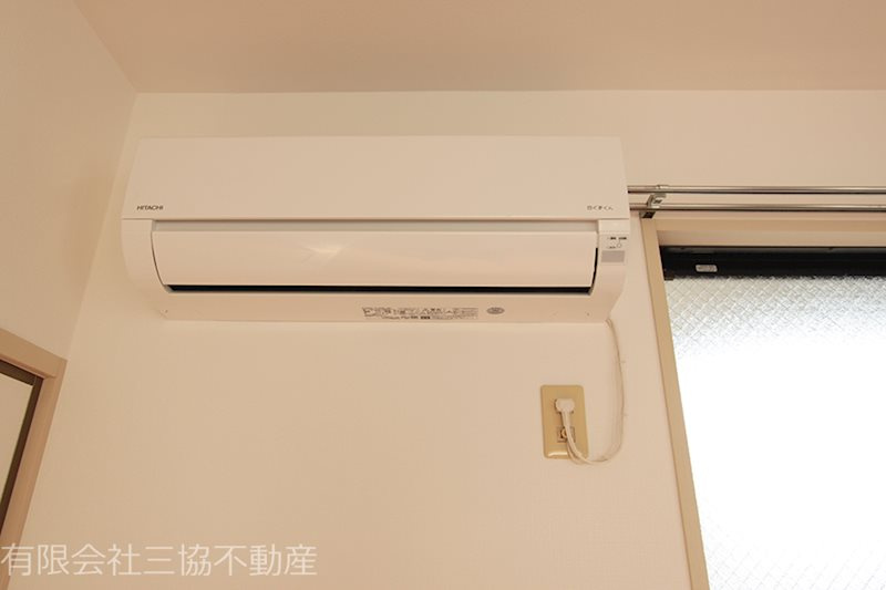 飯能市本町のアパート|LDK12帖のエアコン
