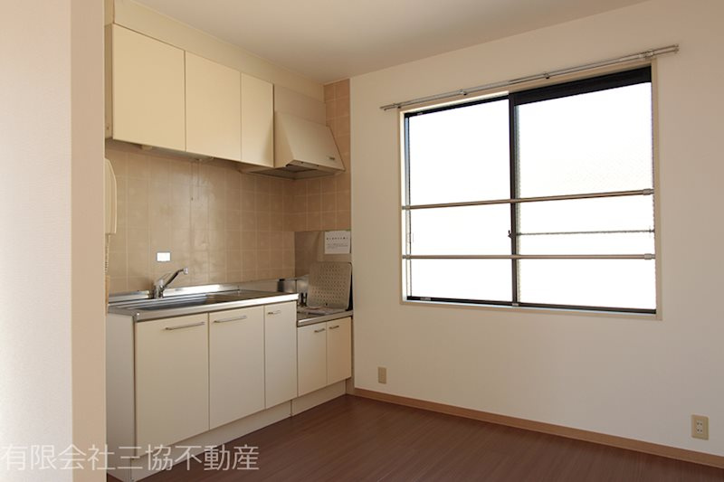 飯能市本町のアパートのキッチン|ガスコンロ（都市ガス用）設置タイプ