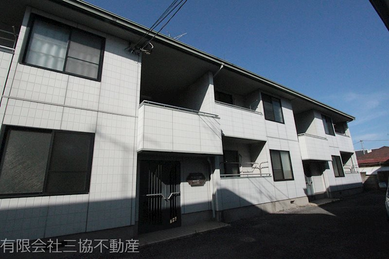 アド・ザックス本町1番館の外観