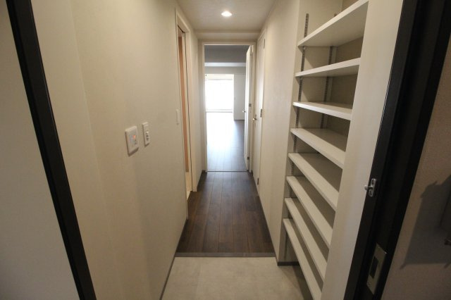 【玄関】 | Broad阿倍野阪南町Residence | 玄関