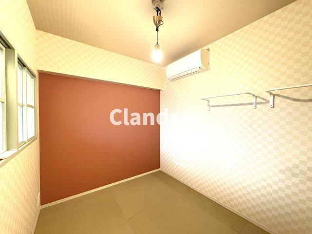 ソフトタウン小島町の洋室|ドキドキの新生活も、安心してスタート。ぴったりの住まいを見つけませんか？クランディアが一緒に住まい選びをサポートします‼　まずは、お気軽にお問合せください　＃クランディア