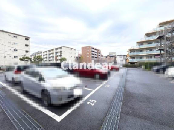 ソフトタウン小島町の駐車場|ドキドキの新生活も、安心してスタート。ぴったりの住まいを見つけませんか？クランディアが一緒に住まい選びをサポートします‼　まずは、お気軽にお問合せください　＃クランディア