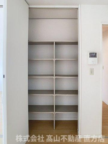 フローラHiB棟の収納