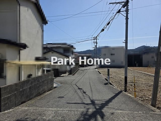 高知市鴨部 　売土地の前面道路含む現地写真