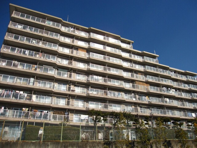 箕面ビューハイツの外観