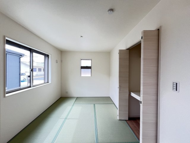 桜井市大豆越７期全5棟の和室|和室6帖　押入れ付