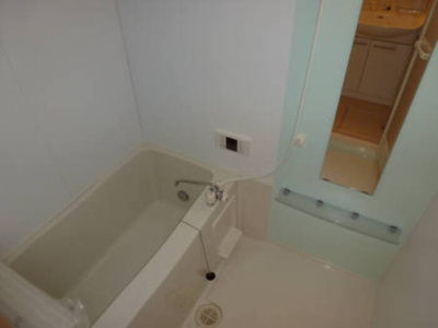 【浴室】 | フェリーチェ | きれいなお風呂です