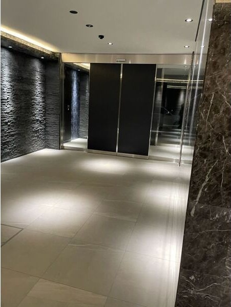 メイクス熱田大宝のロビー|清潔なロビーです