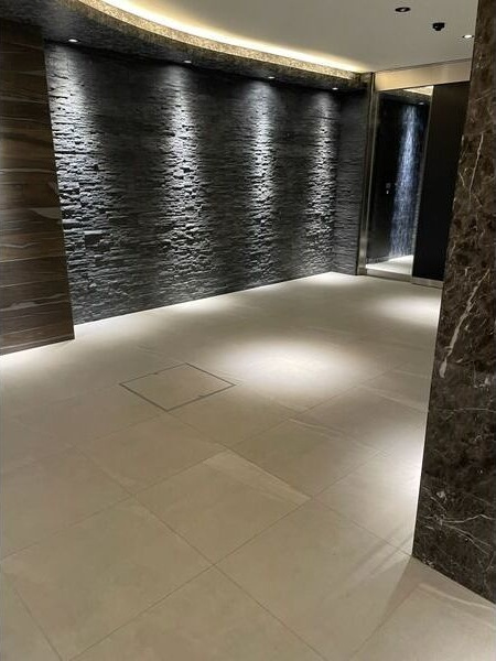 メイクス熱田大宝のロビー|清潔なロビーです