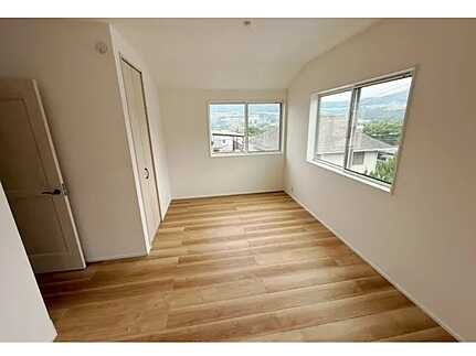 広島市安佐南区相田３丁目　新築一戸建ての洋室