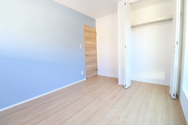 【洋室】 | 川越市諏訪町　新築一戸建住宅　全1棟　(ふじみ野店) | 洋室5.5帖
全室収納付の大型4LDKです。