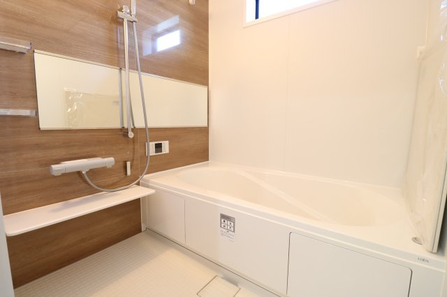 【浴室】 | 川越市諏訪町　新築一戸建住宅　全1棟　(ふじみ野店) | ゆったりとした浴室は１日の疲れを癒してくれます。