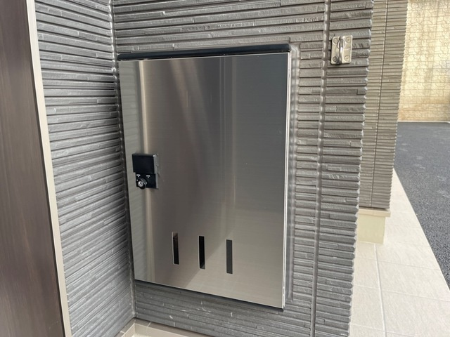 グリーンコート 西ノ原|宅配ボックス(イメージ)