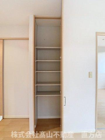 ひまわり館　B棟の収納