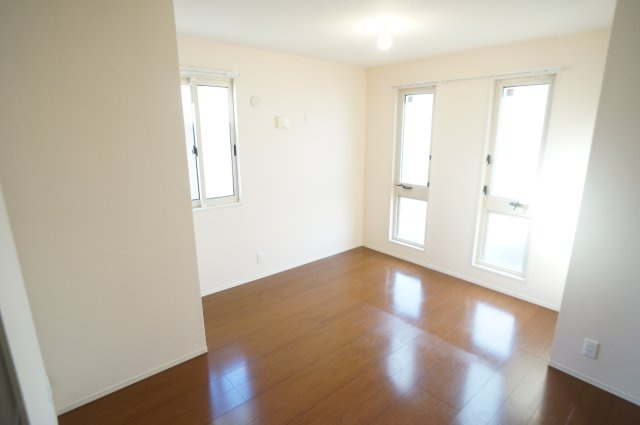 シャルマン　ヴィラージュＤ棟の洋室