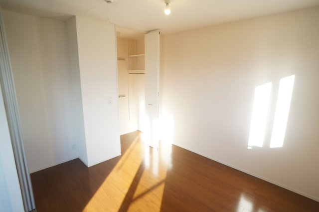 シャルマン　ヴィラージュＤ棟の居間・リビング