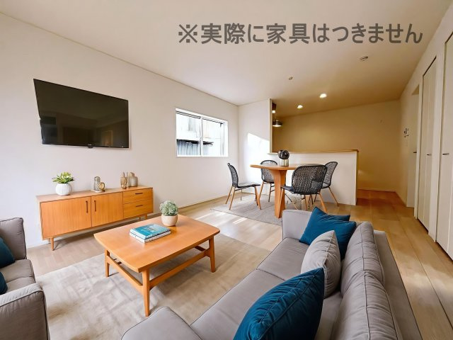 新築戸建・新築建売　郡山市富久山町久保田第29　行健小・行健中の居間・リビング|画像はAI加工による演出で、実際の家具は付きません。