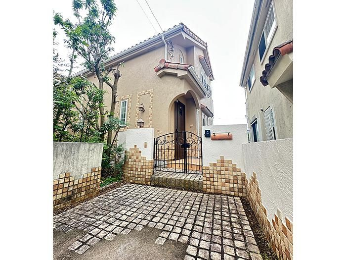 横浜市青葉区美しが丘西2丁目　中古戸建の外観