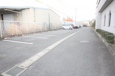 【駐車場】 | エメラルドマンション草津青地Ⅰ