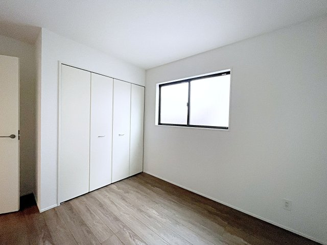 新築建売・新築戸建て　羽生市加羽ヶ崎　GRAFARE　全2棟の洋室