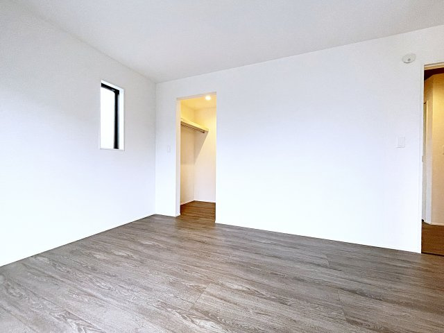 新築建売・新築戸建て　羽生市加羽ヶ崎　GRAFARE　全2棟の洋室